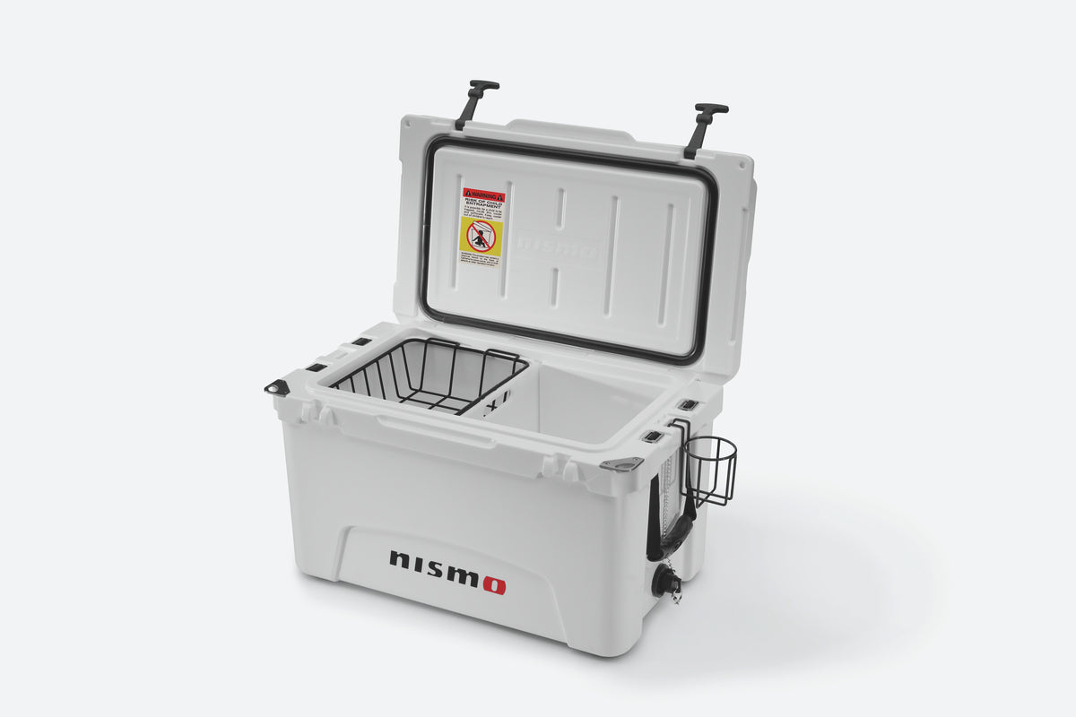 NISMO White 45-Quart Ice Box